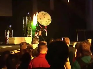 sexy Asian makes audience go crazy