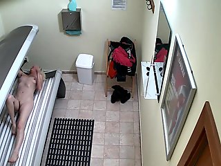 Slow Pussy Masturbation in Public Solarium