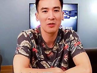 Chinese Guy Punishes His Naughty Classmate - OTOUCH