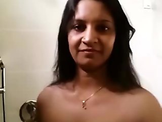 indian horny bhabhi nude show