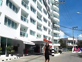 Tattooed Thai girl gets raw pussy ruined